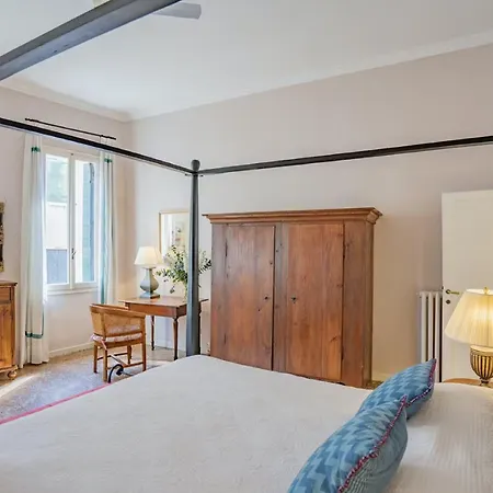 Lovely 1-bed In Appartement *