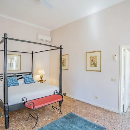 Lovely 1-bed In Appartement